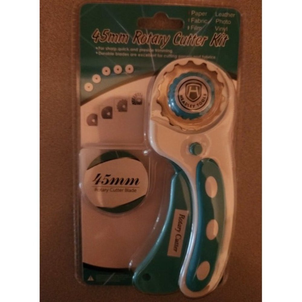 45mm Rotary Cutter with 5pcs Blades, Ergonomic Handle Rolling Cutter